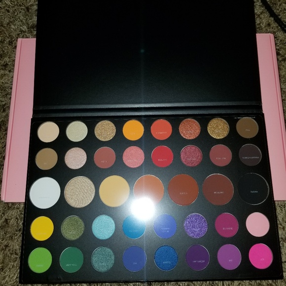 Morphe X James Charles Palette - Picture 3 of 7